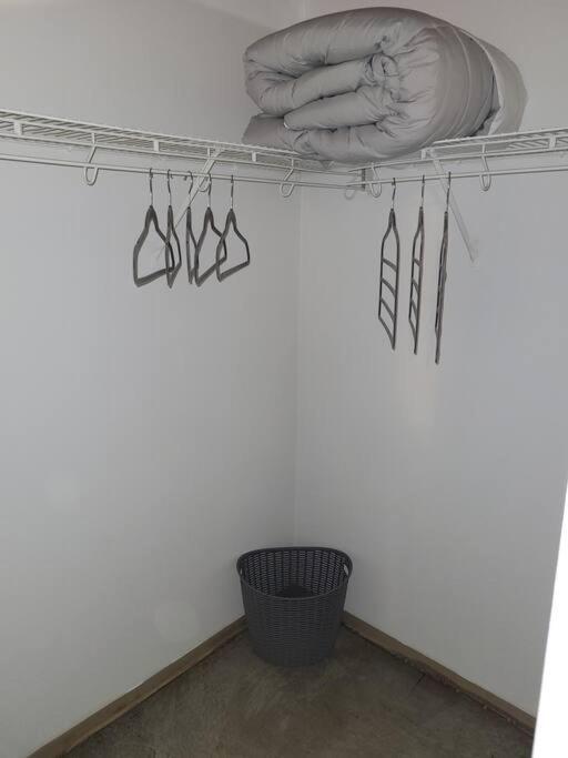 Staycation City Loft Free Gated Parking Сейнт Луис Екстериор снимка